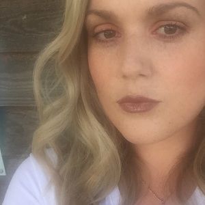 Meet your Posher, Dani